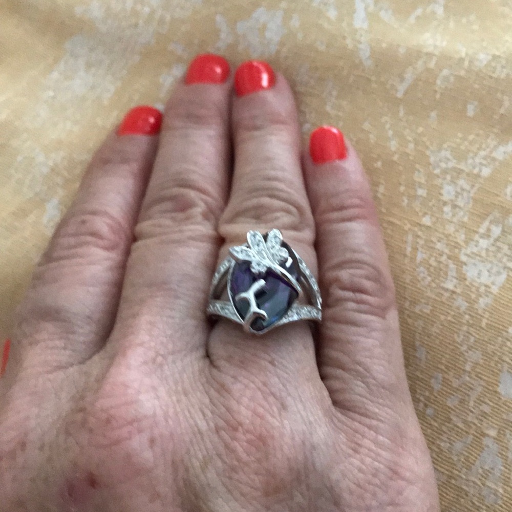 925 Sterling Silver w Large Marquis Purple CZ Cocktail Ring and Silver Accents - Picture 10 of 10